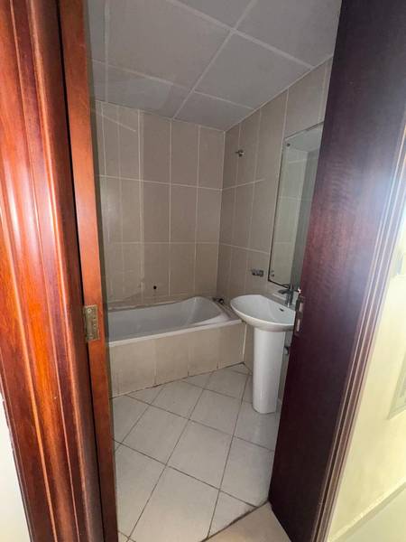 Bathroom before renovation